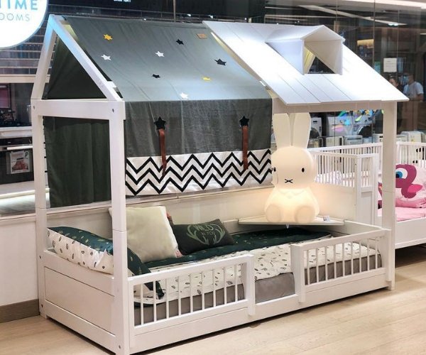 Exploring the Endless Creative Possibilities of Our Kids’ Beds 