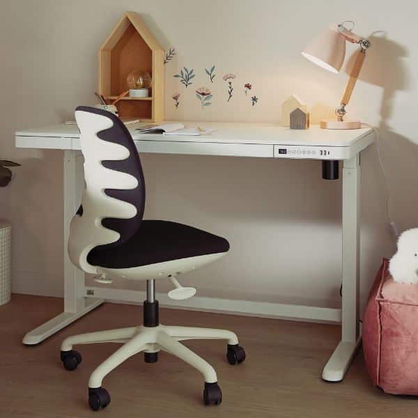 rise adjustable kids desk 2