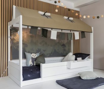 Lifetime Kidsroom Motessori Bed with Hut Roof